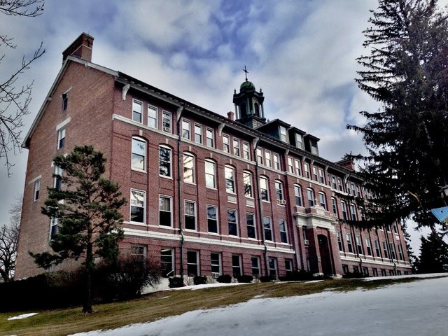 Start Classes at MMU