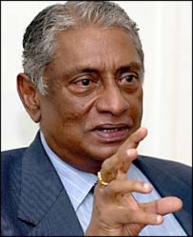 Sri Lankan minister shot