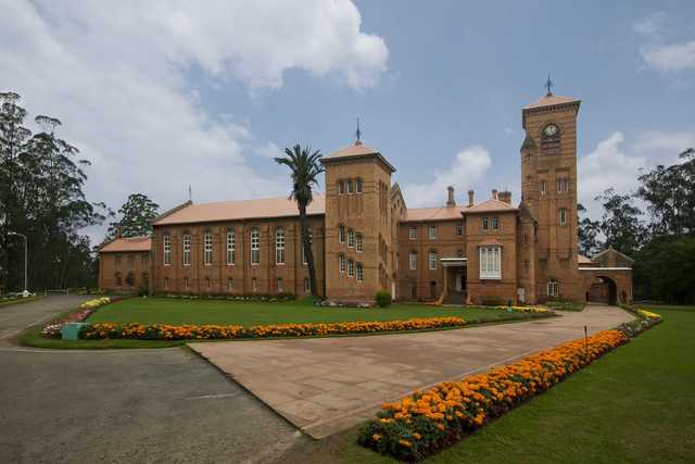Roy attends Lawrence School in Lovedale