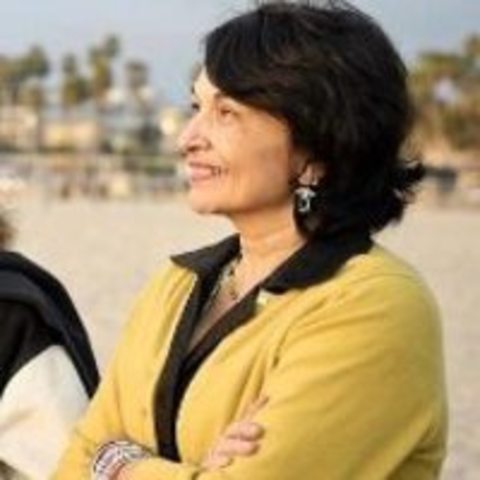 El Honor de Activismo de la Beca y la Comunidad