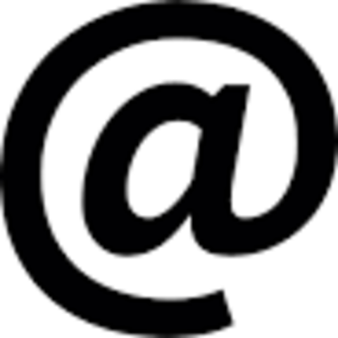 La primera @ se usó en 1971 por Ray Tomlinson para separar un nombre del lugar donde estaba.