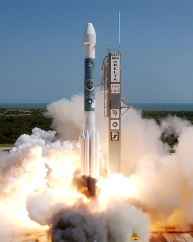 Delta II D241 (GPS IIR-1)