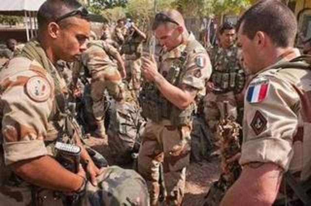 La Corte Penal Internacional inicia el juicio contra un ex presunto integrante del grupo terrorista Ansar ad-Din por la destrucción de reliquias religiosas y arquitectónicas.