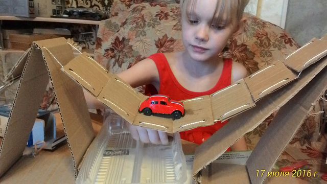 Поощрительный приз в фотоконкурсе "Вдохновляющие детали для маленьких открытий"