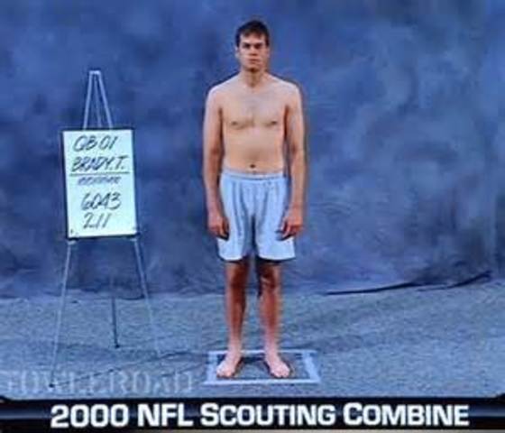 The 2000 NFL Draft Tom was selected.