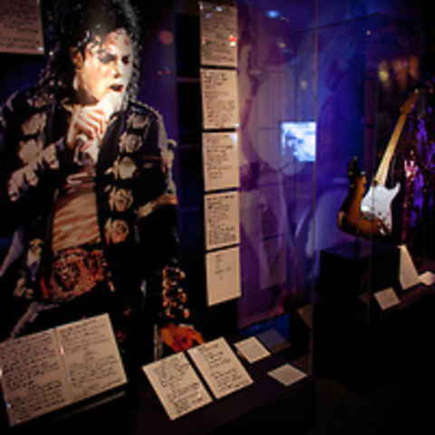 ROCK AND ROLL HALL OF FAME