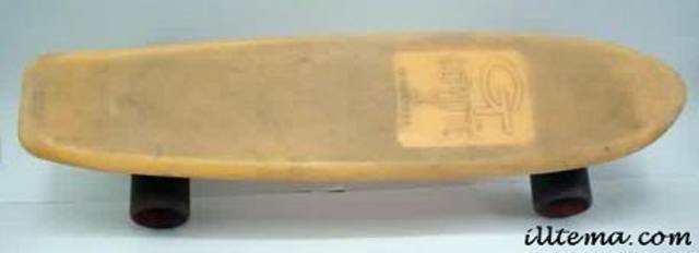 the first records of skateboards