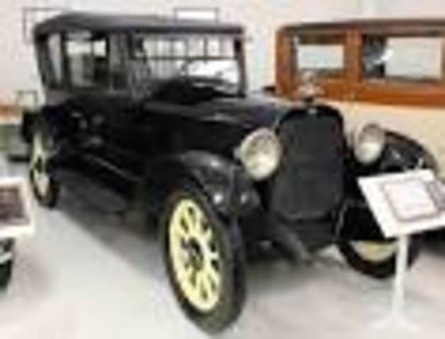 ,first single foot pedal operates 4-