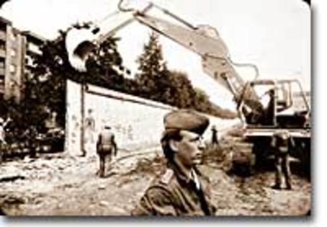 Unraveling of the Soviet Blac