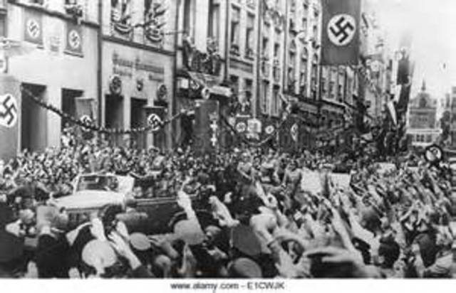 Hitler Demands Danzig