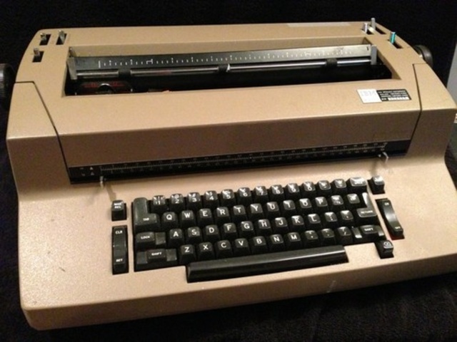 electric typewritter