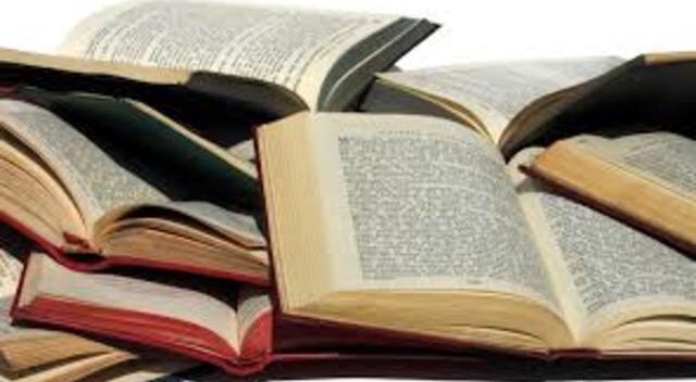 Golding attempts his first novel.