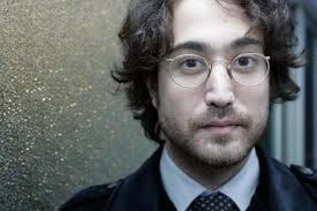 Sean Lennon.