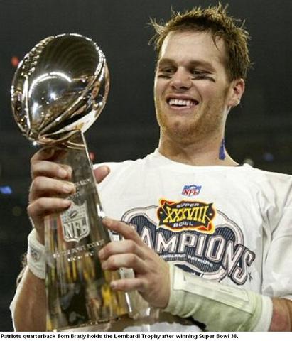 Tom Brady wins his second superbowl
