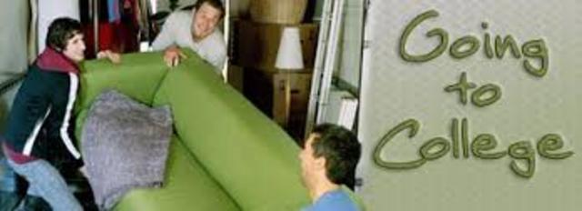 Yo asistiré la universidad para mi año primer.