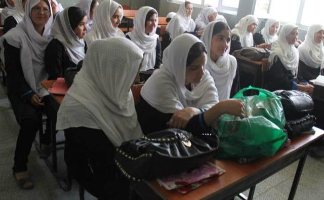 Primera universidad para mujeres en afganistan