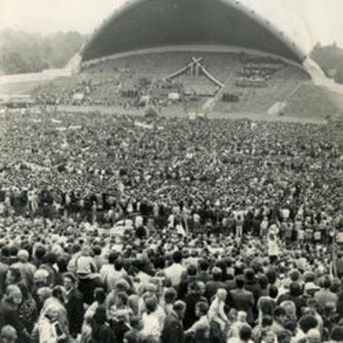 300 000 osavõtjaga rahvakogunemine "Eestimaa laul"