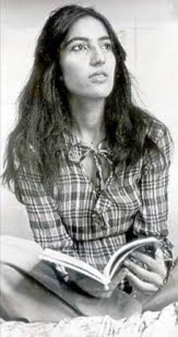 Benazir Bhutto graduates from Oxford University