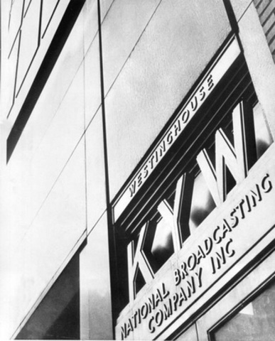 First radio station in Chicago