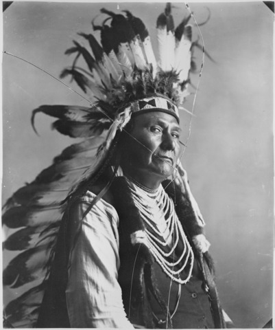 chief joseph surrenders to USA army