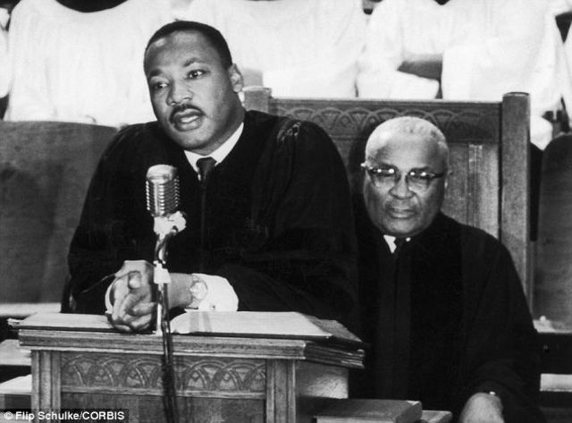 MLK moves from Montgomery to Atlanta