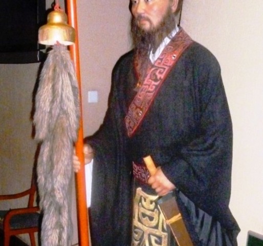 Zhang Qin Opens Silk Road