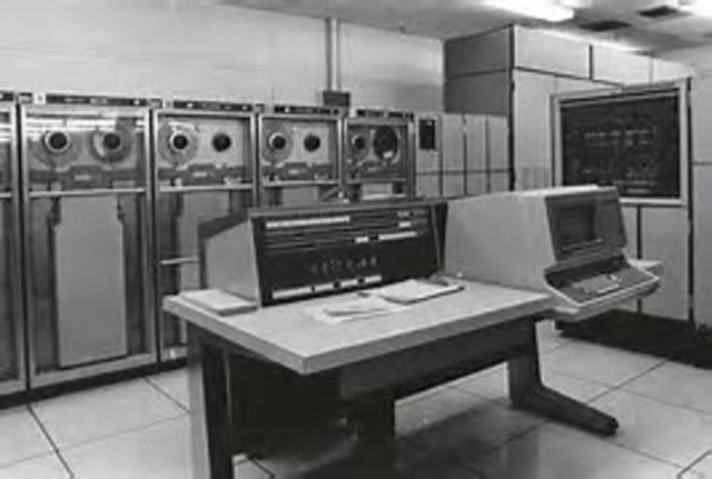 Mauchly and Presper UNIVAC