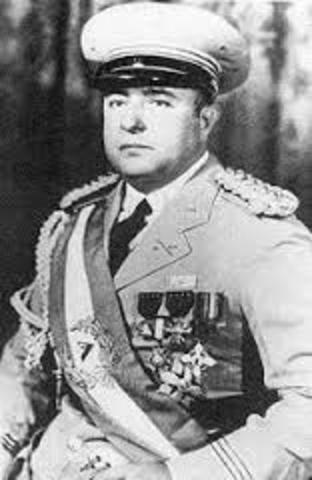 Somoza Garcia begins to rise to power