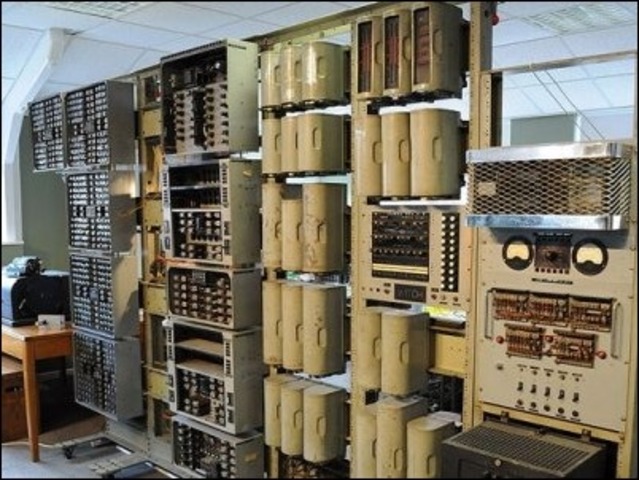 Primer Ordenador Digital