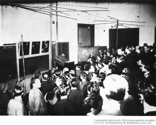 Première émission de télévision publique