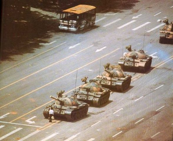 Place Tien an men, Stuart FRANKLIN (Magnum) (1956- )