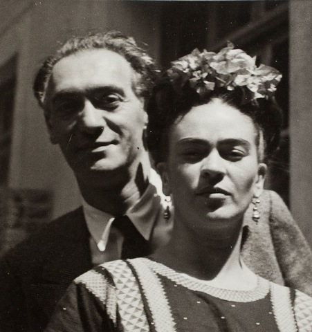 1923 Frida y Alejandro
