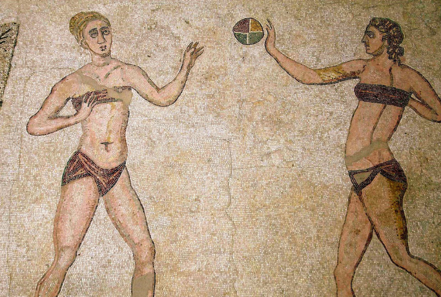 Siglo XIV: El Primer Bandeau