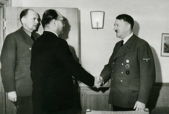 Hitler supports Japan