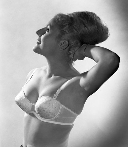 1964: The Pushup Bra