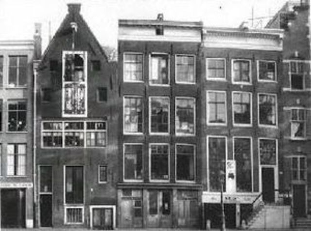 Trasferimento ad Amsterdam