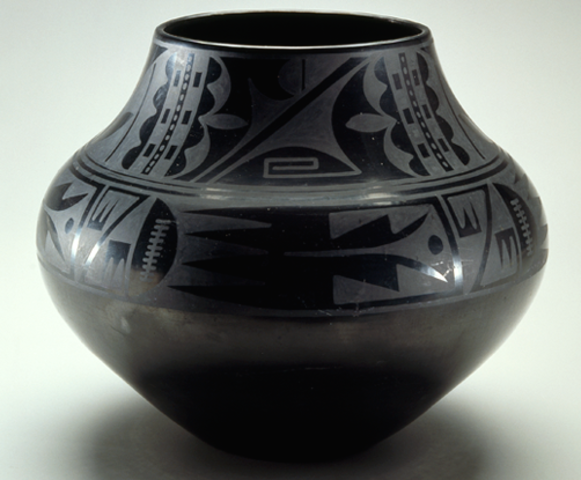 Black-on-black ceramic vessel. Maria Martínez and Julian Martínez, Tewa, Puebloan, San Ildefonso Pueblo, New Mexico. c. 1939 C.E. Blackware ceramic.