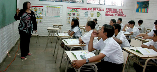 Énfasis en la aplicación del análisis racional y sistemático