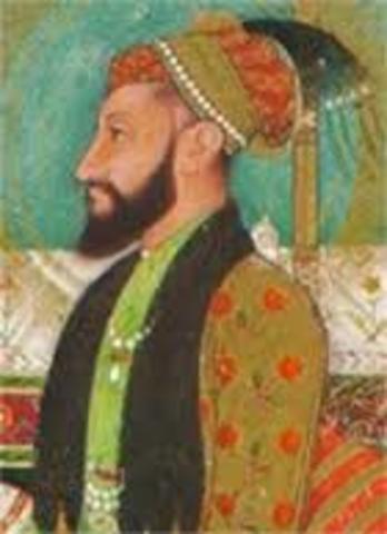Aurangzeb succeeds