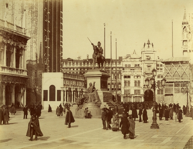 Protesta a Piazza San Marco