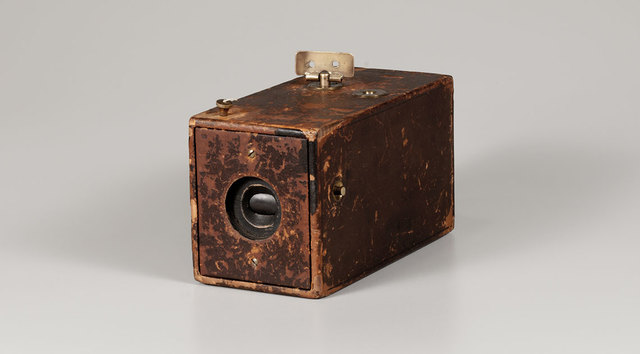 G. Fastman Kodak invented the photographic film in 1885.