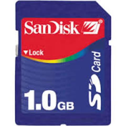 first 1 gigabyte SD card