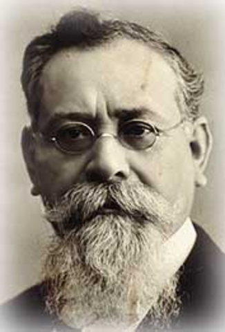 1915: Venustiano Carranza es nombrado Presidente de la República.