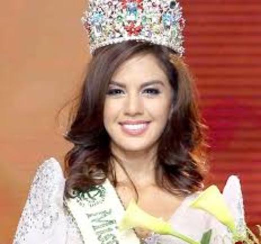 Hitler becomes le Fuhrer