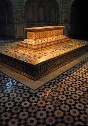 Jahangir dies