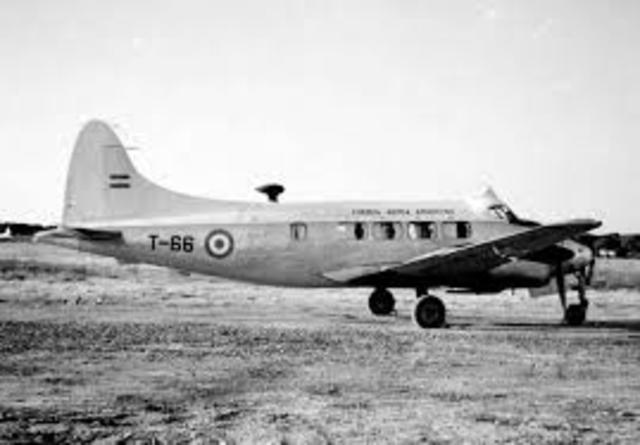 Debud del primer vuelo comercial