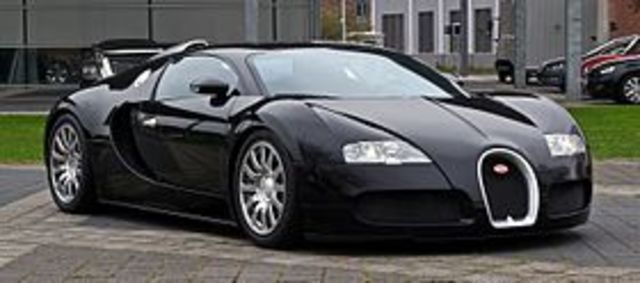 Bugatti Veyron is introduced