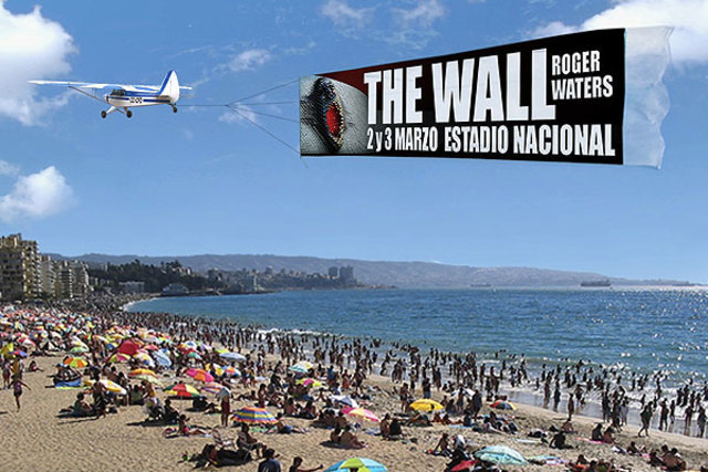 publicidad con ayuda de avionetas