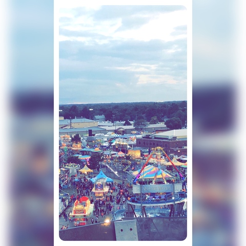 I went to the fair with all my friends!!