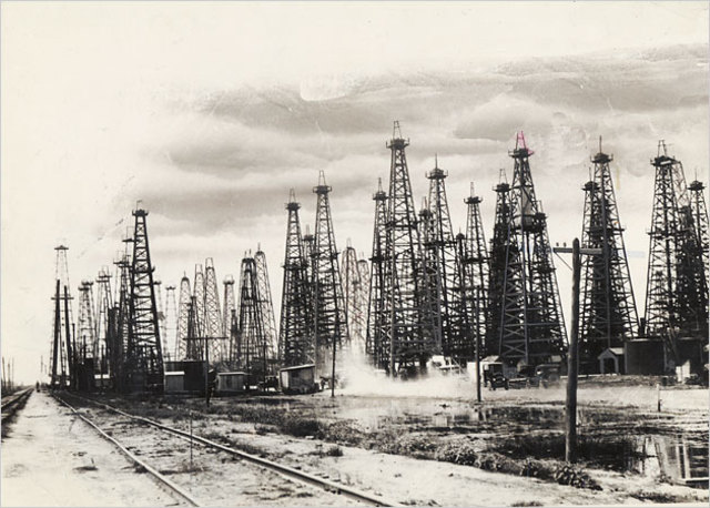 First Oil Well in the United States